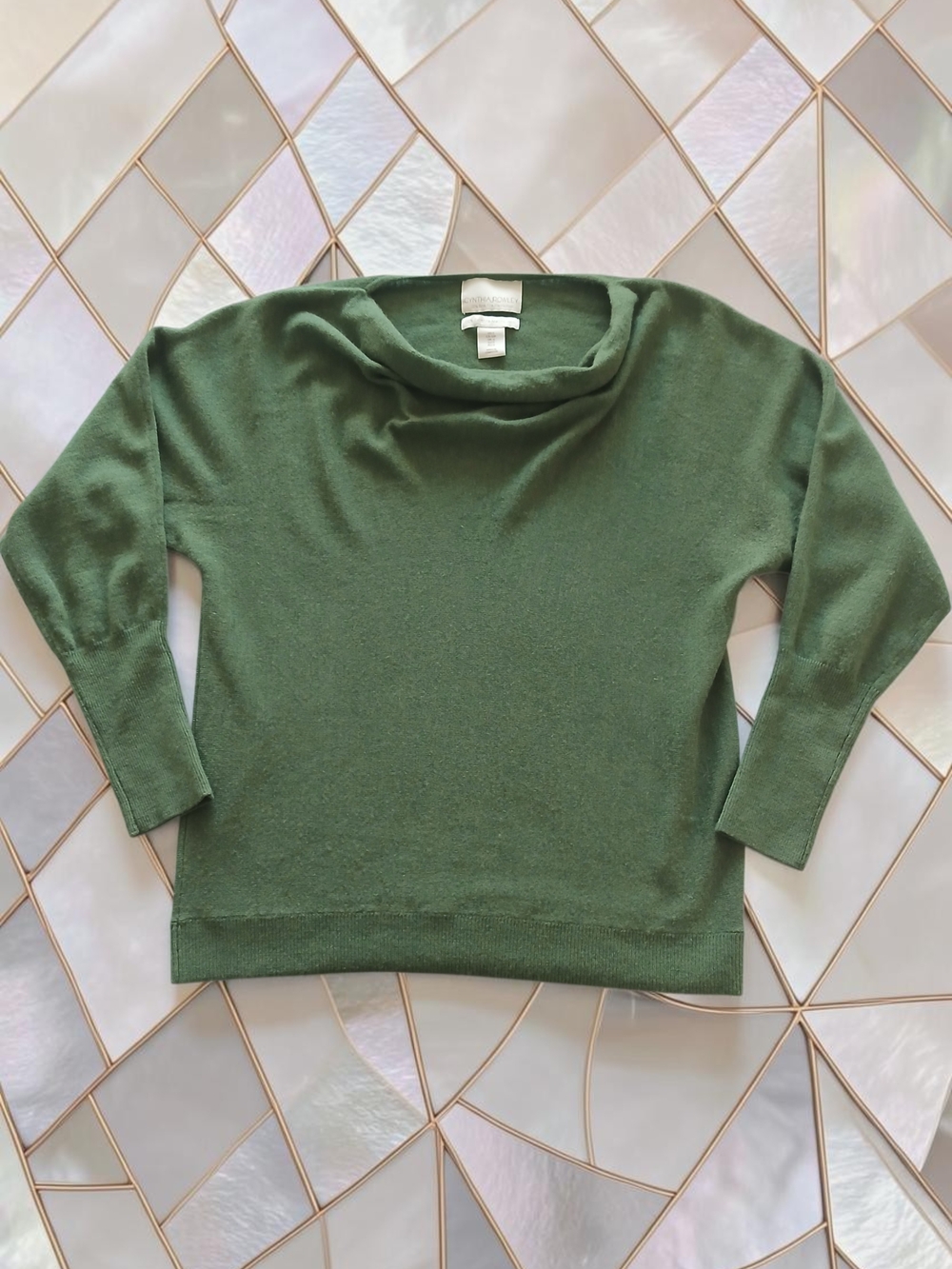 100% Extra Fine Merino Wool Cynthia Rowley Olive Green Cowl Neck Sweater